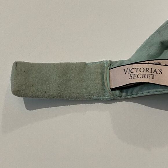 Victoria's Secret Body By Victoria Antique Blue Lace Bra Women's Size 32C - Picture 9 of 9